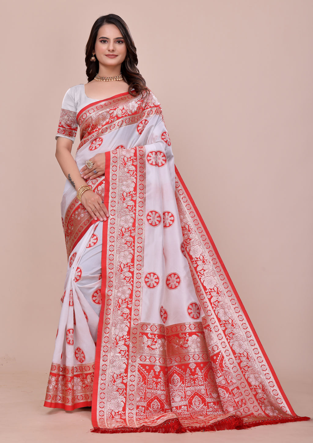Soft Pethani silk saree with zari weaving
